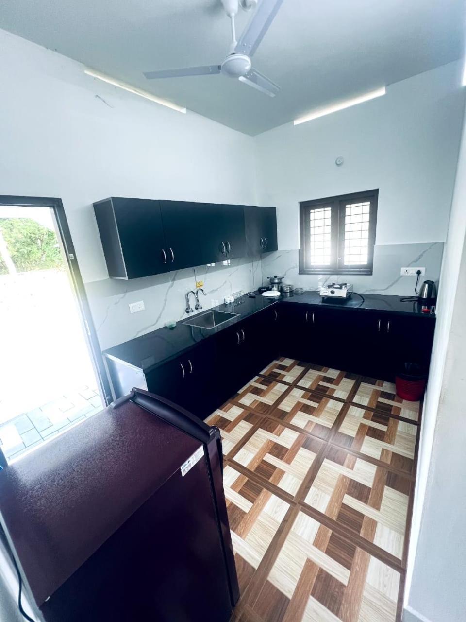 Aadhi Villa Varkala Exterior photo